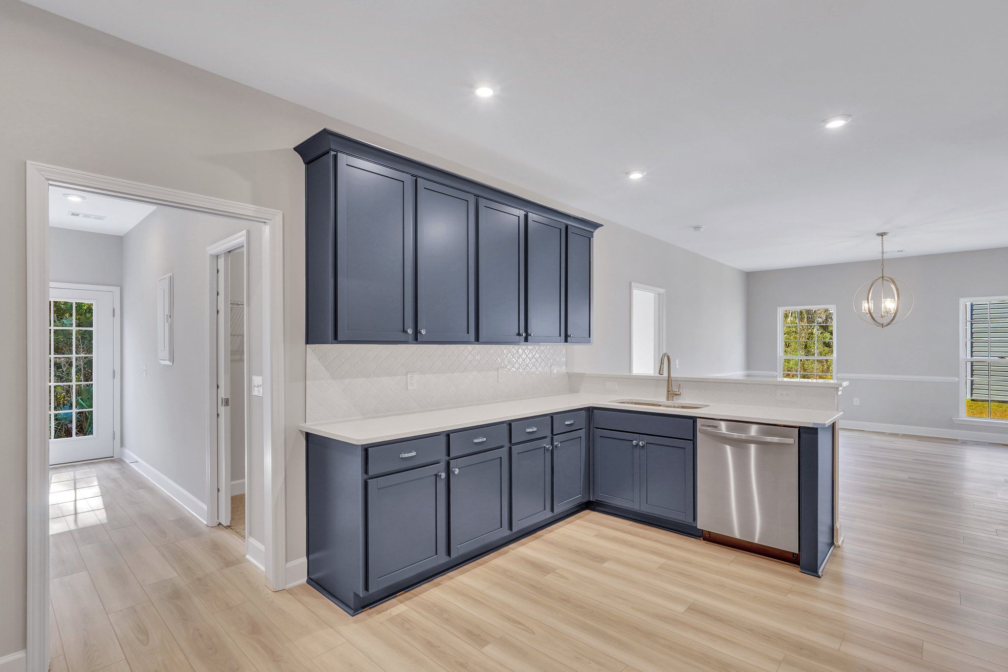 Hatteras Signature - Kitchen  | Ernest Homes