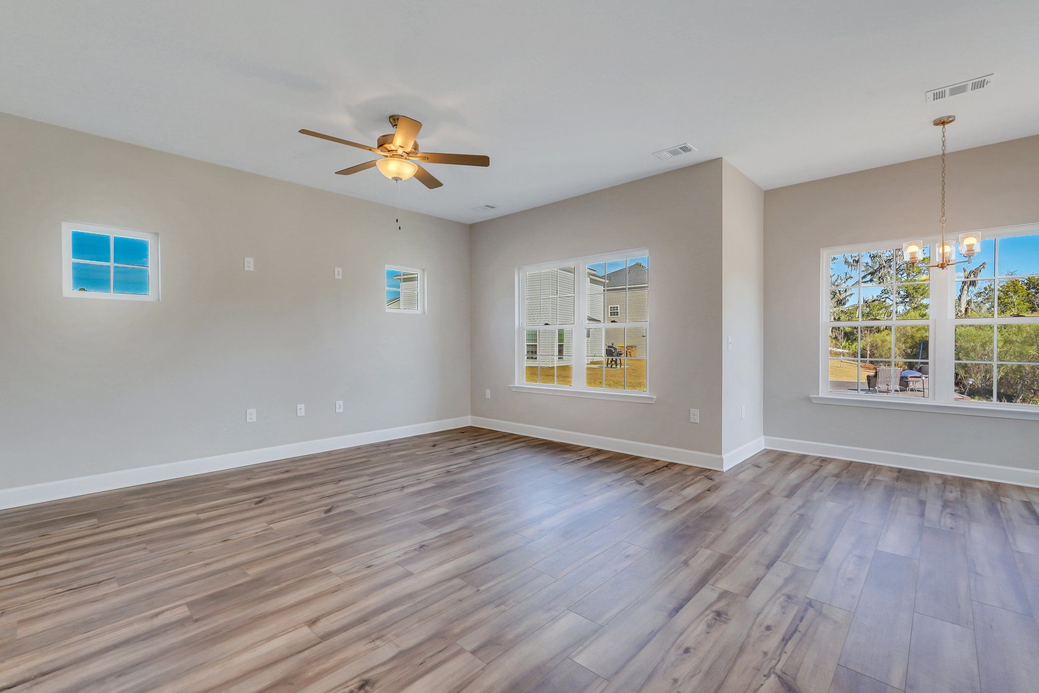 Rose Atoll – Great Room to Breakfast Nook View