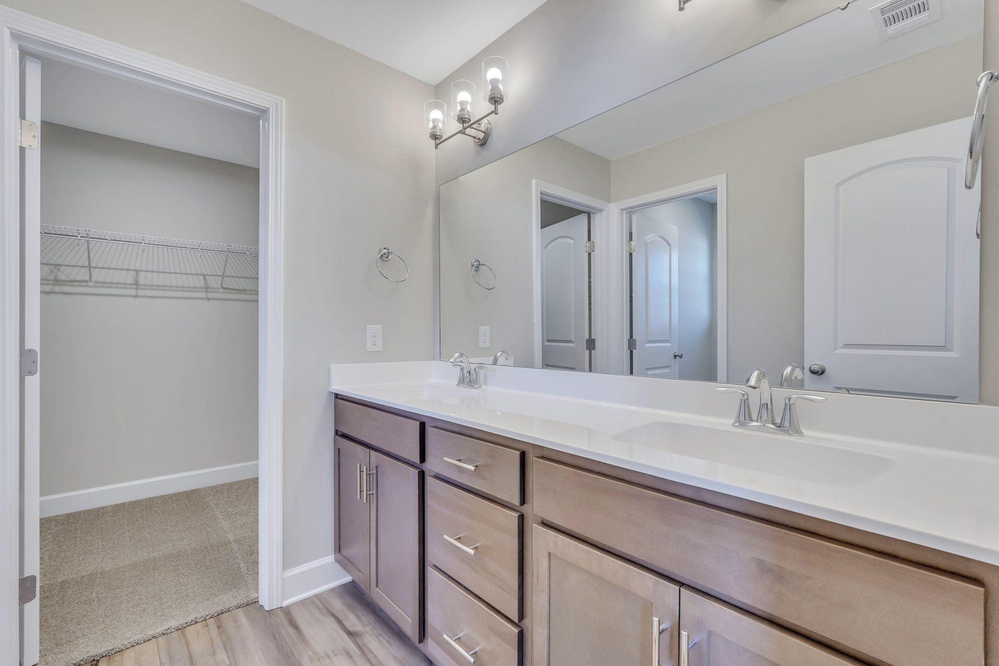 Rose Atoll – Owner’s Bath Dual-Sink Vanity