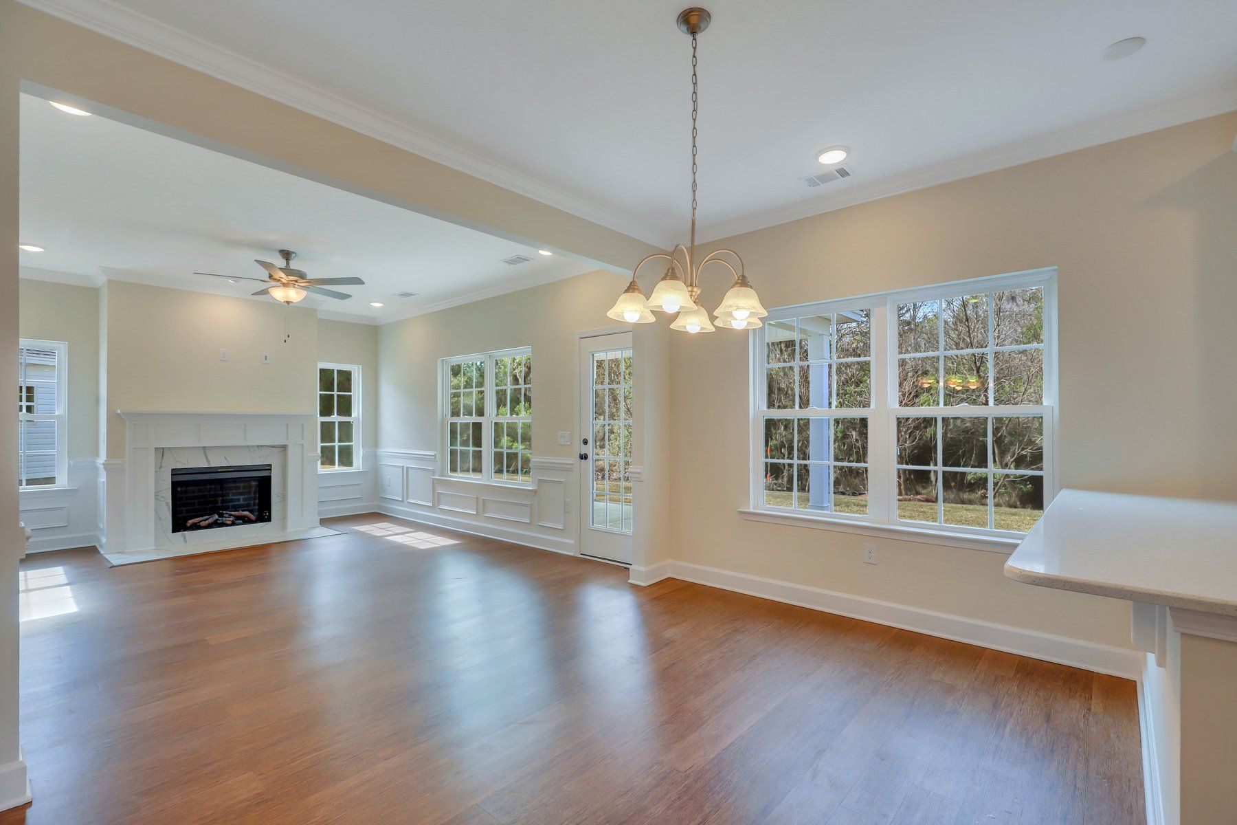 Breakfast Room - Nantucket plan  | Ernest Homes
