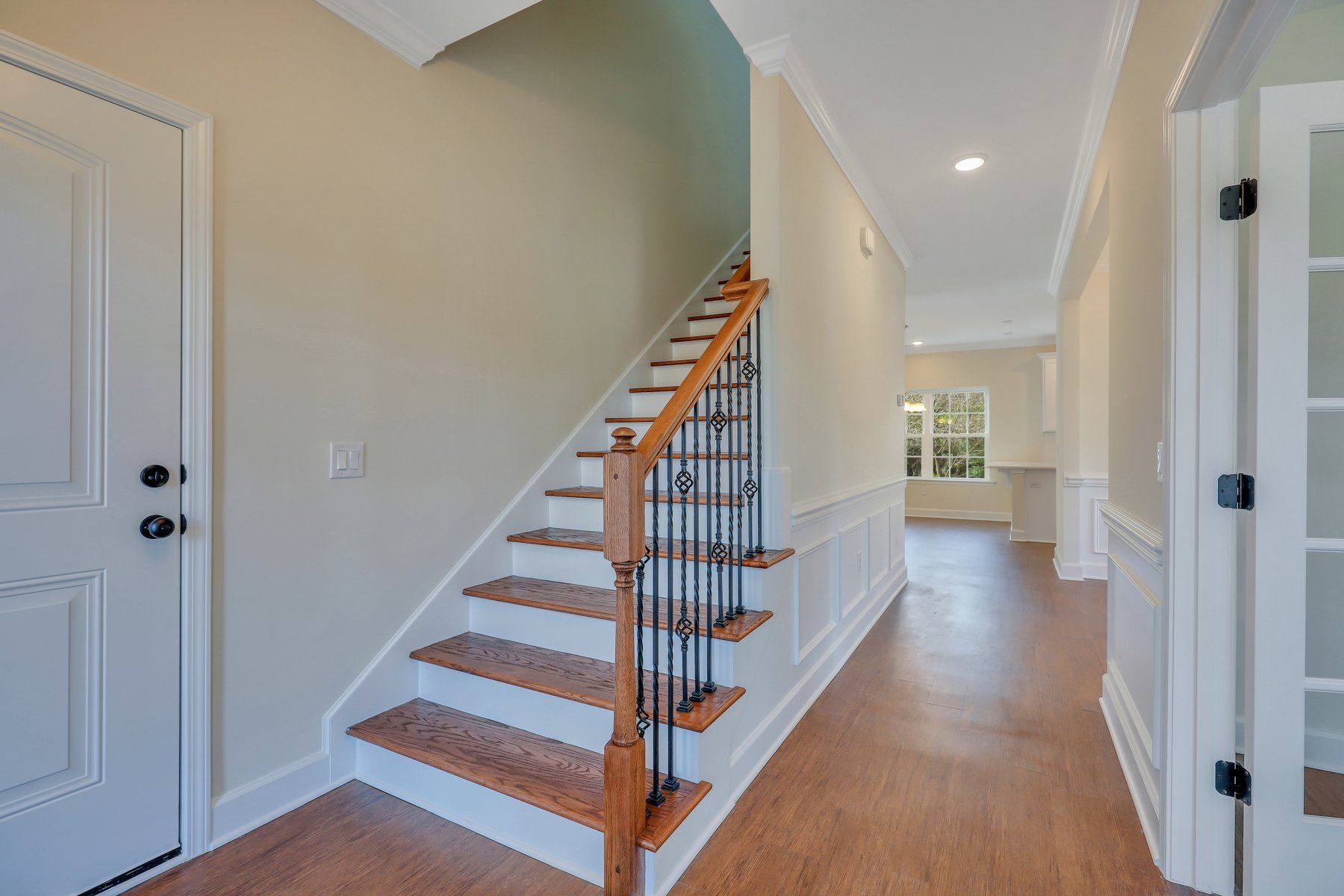 Hallway and Staircase of Nantucket plan  | Ernest Homes - Customer selections