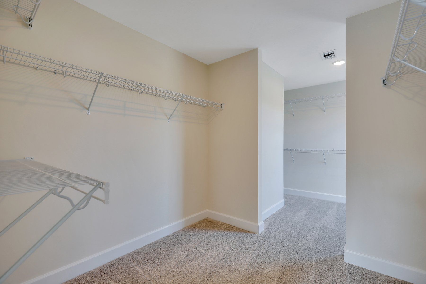 Nantucket - Owners walk-in closet | Ernest Homes