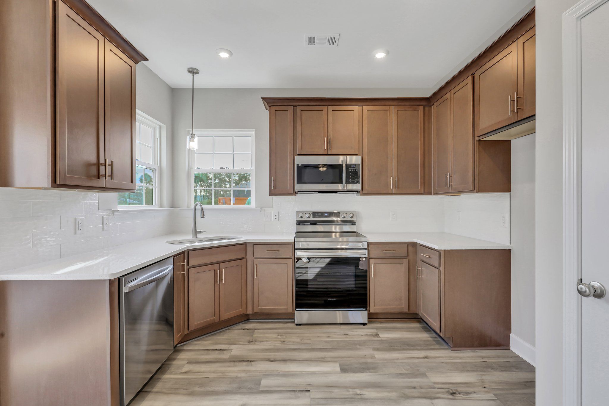 Rose Atoll – Kitchen