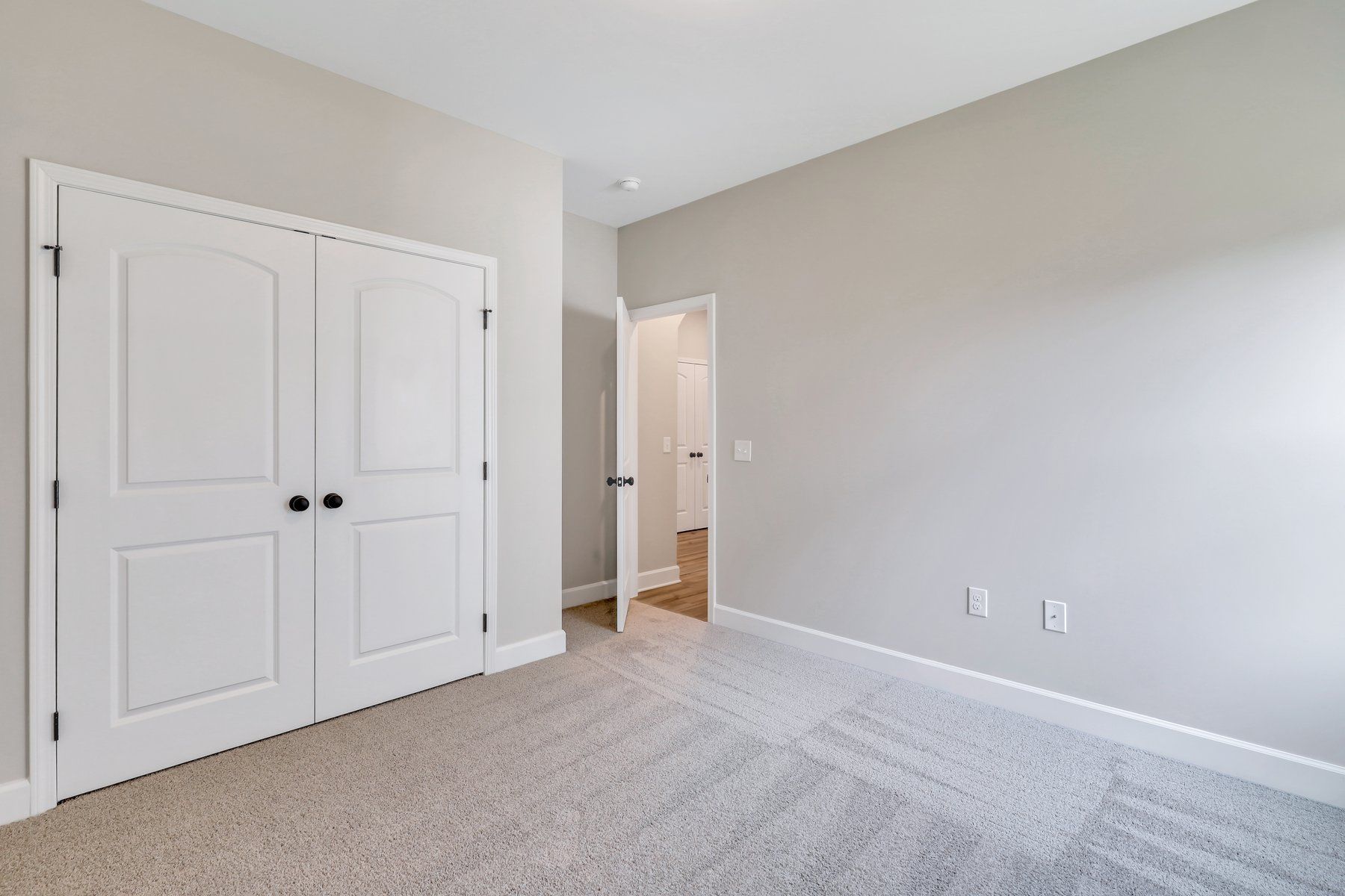 Wassaw – Bedroom 2 with Closet
