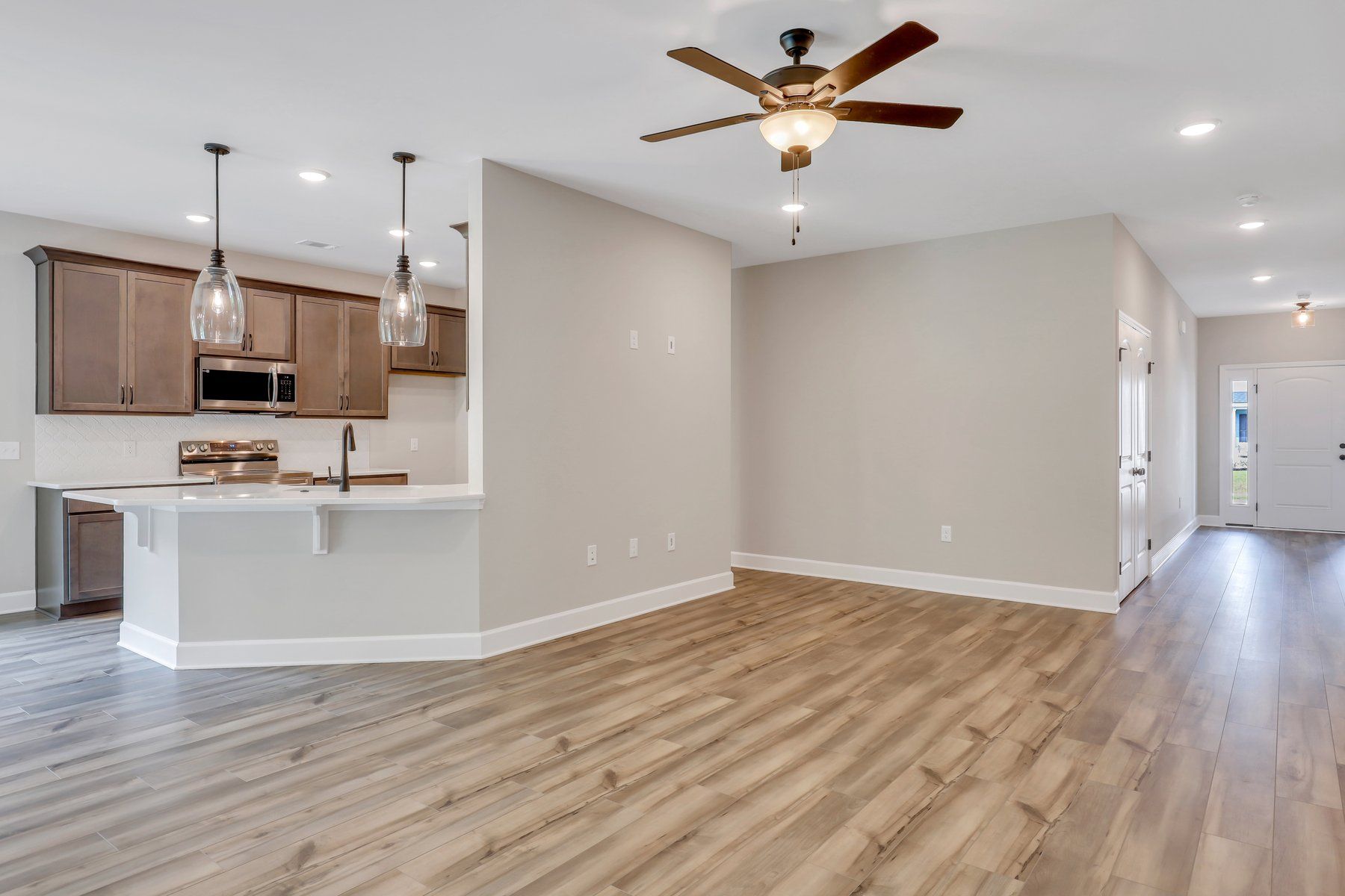 Wassaw – Family Room Open to Kitchen