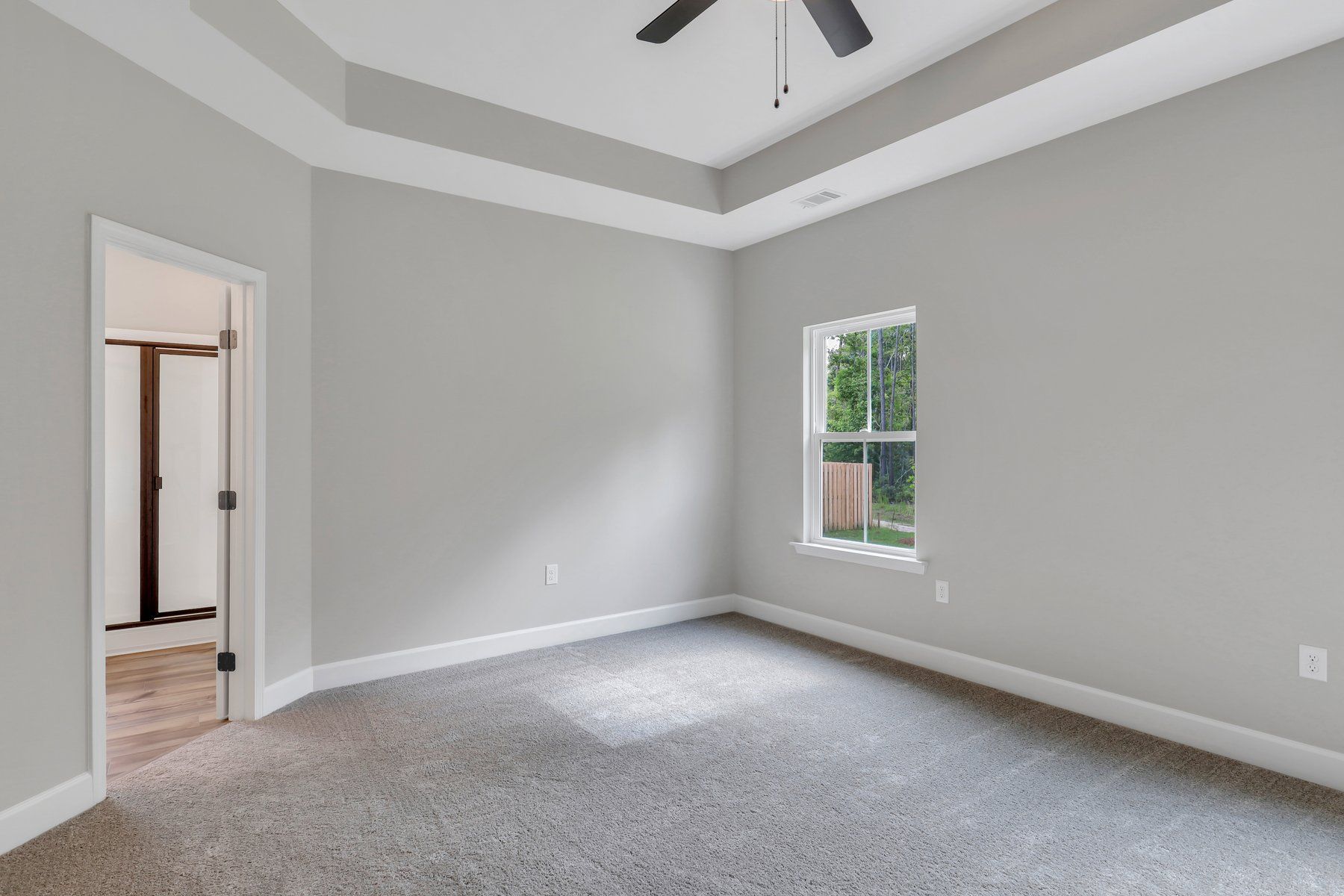 Wassaw - Owner's Suite with optional Tray Ceiling | Ernest Homes