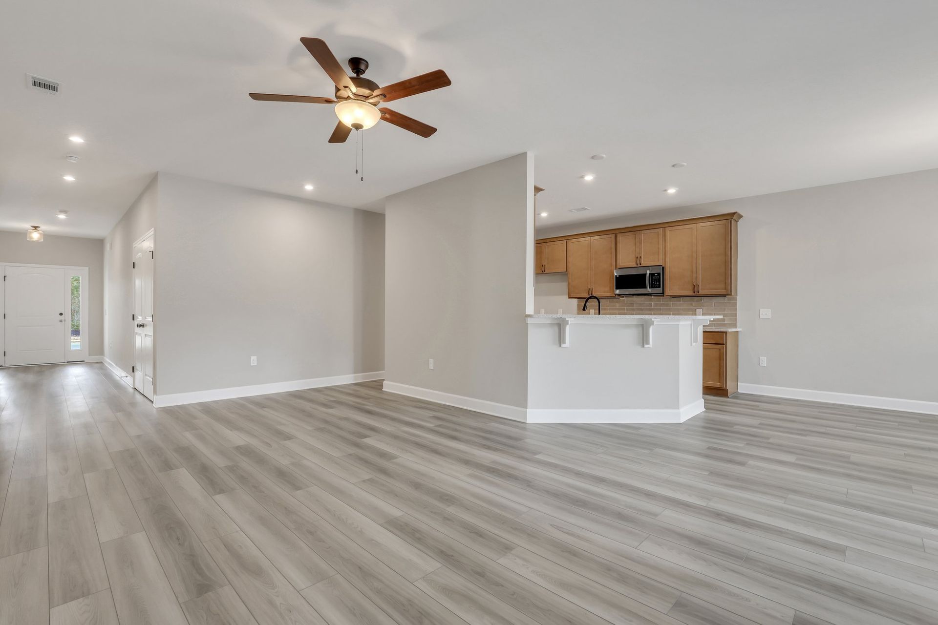 Wassaw – Open Family Room and Kitchen