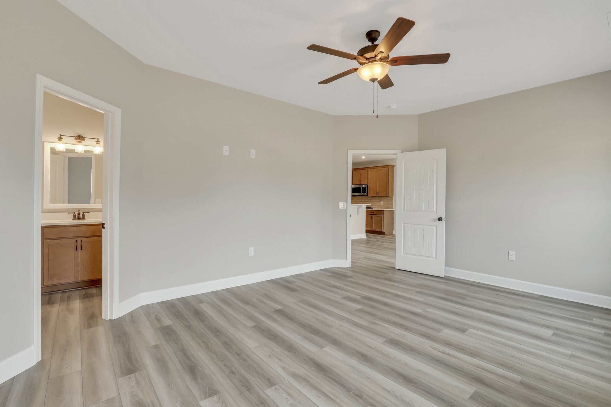 Wassaw - Owner's Suite | Ernest Homes