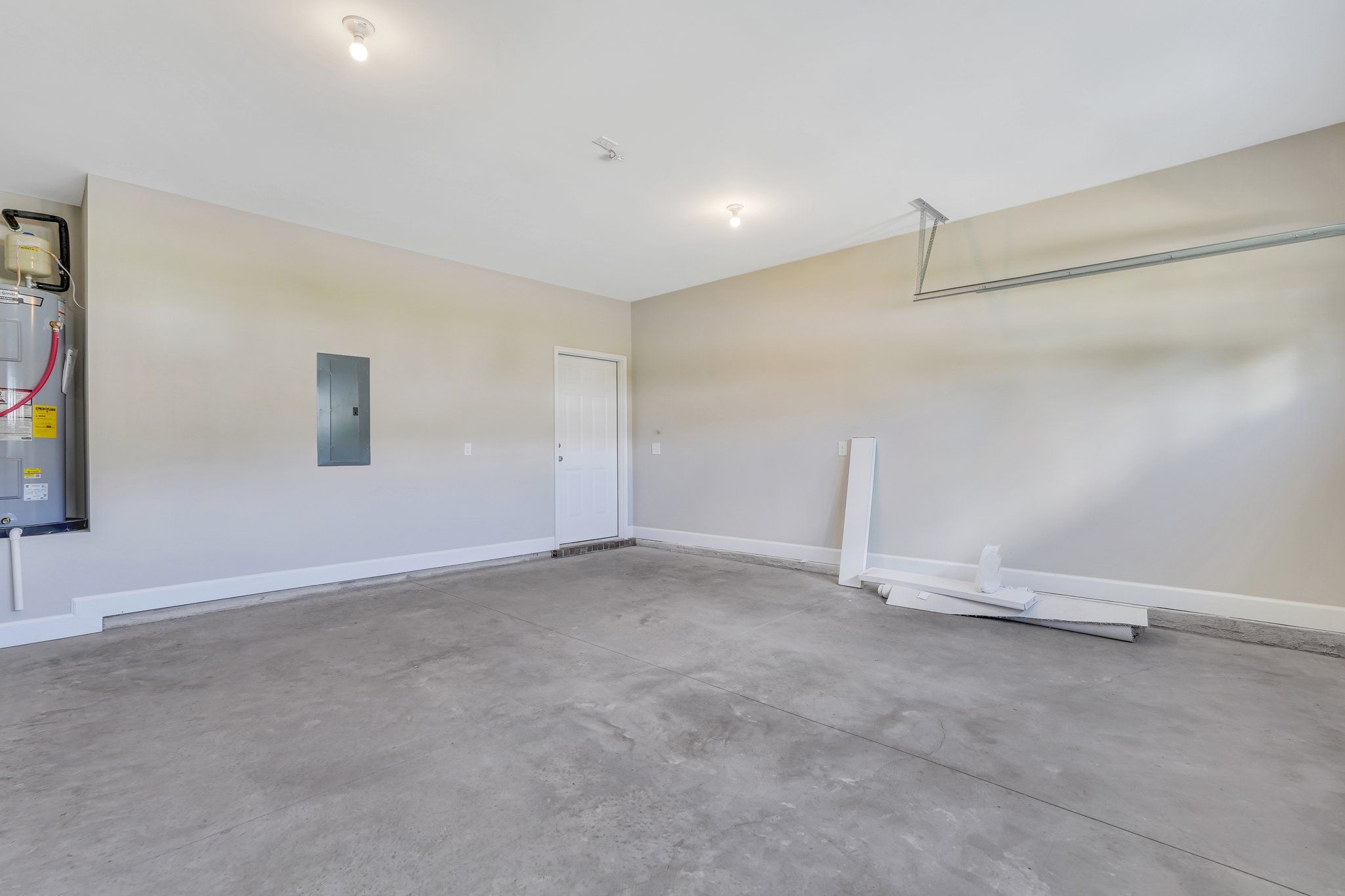 Madison – Garage Interior | Ernest Homes