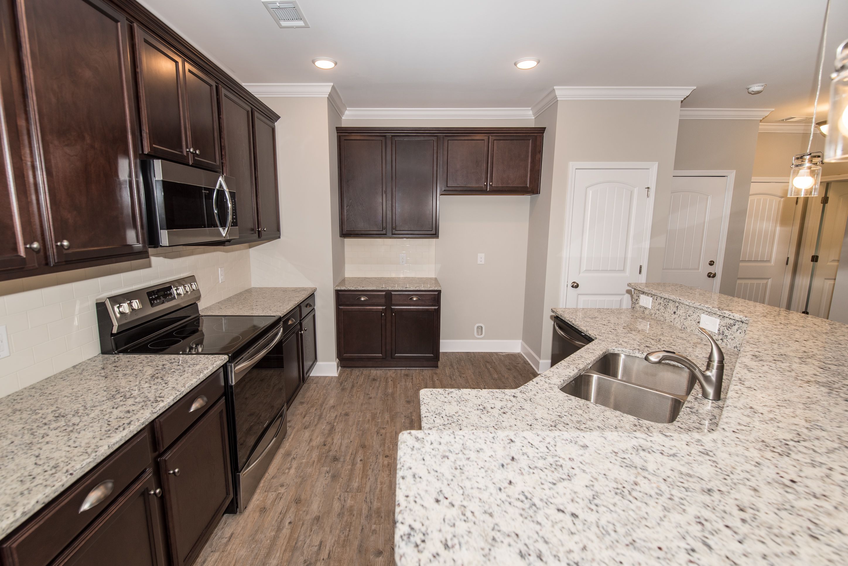 Madison - Kitchen with a Raised Bar | Ernest Homes