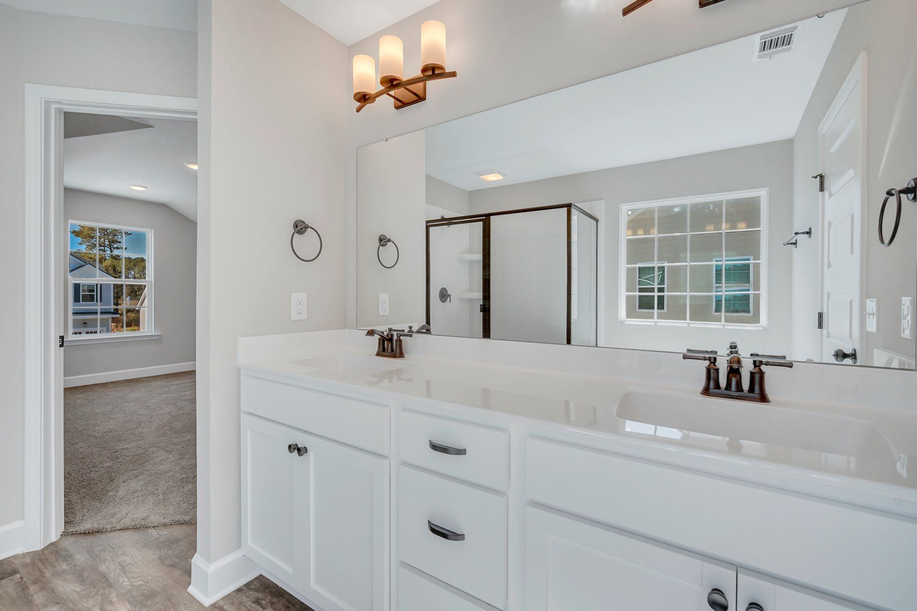Hilton Owner’s Suite Bathroom | Ernest Homes