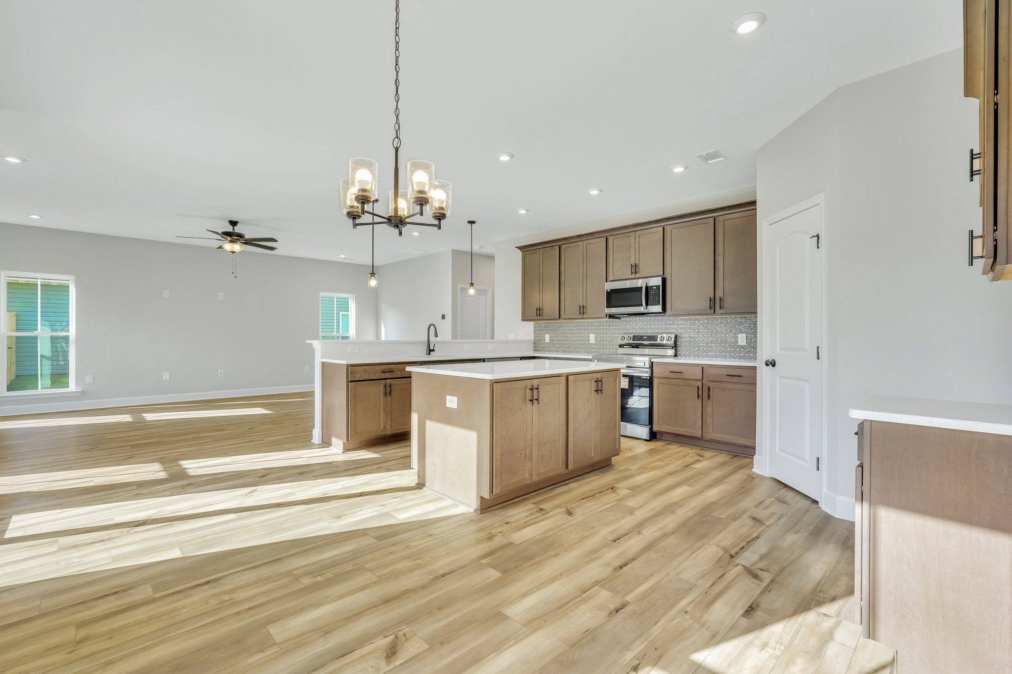 Edisto - Breakfast Area | Ernest Homes