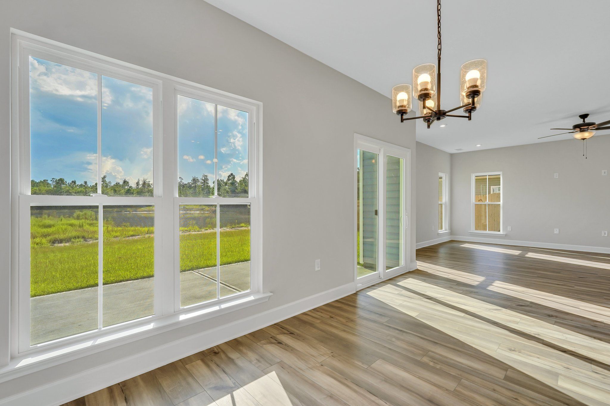 Edisto - Breakfast Area | Ernest Homes