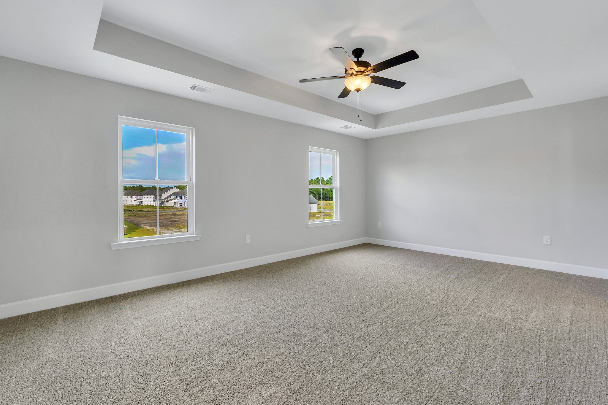 Edisto – Owner’s Suite with Tray Ceiling | Ernest Homes