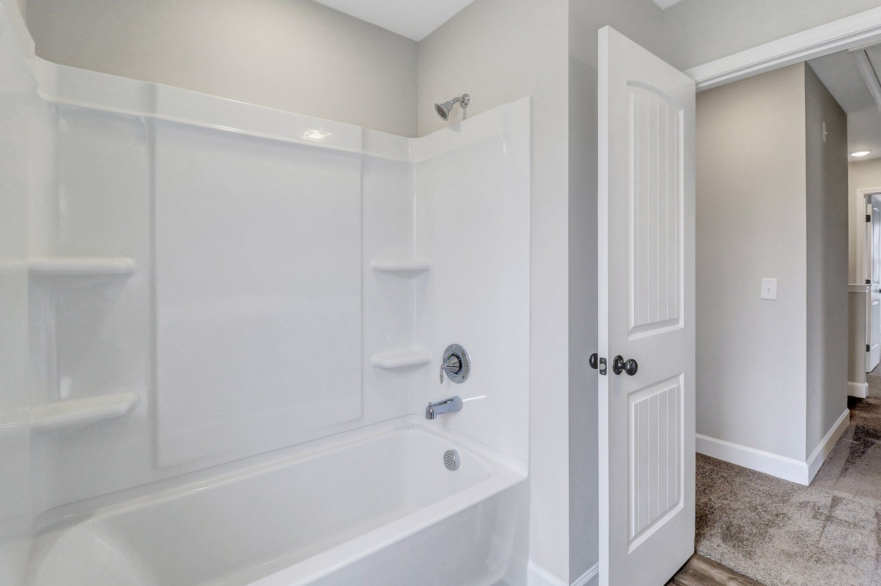 Greybeard – Secondary Bathroom | Ernest Homes