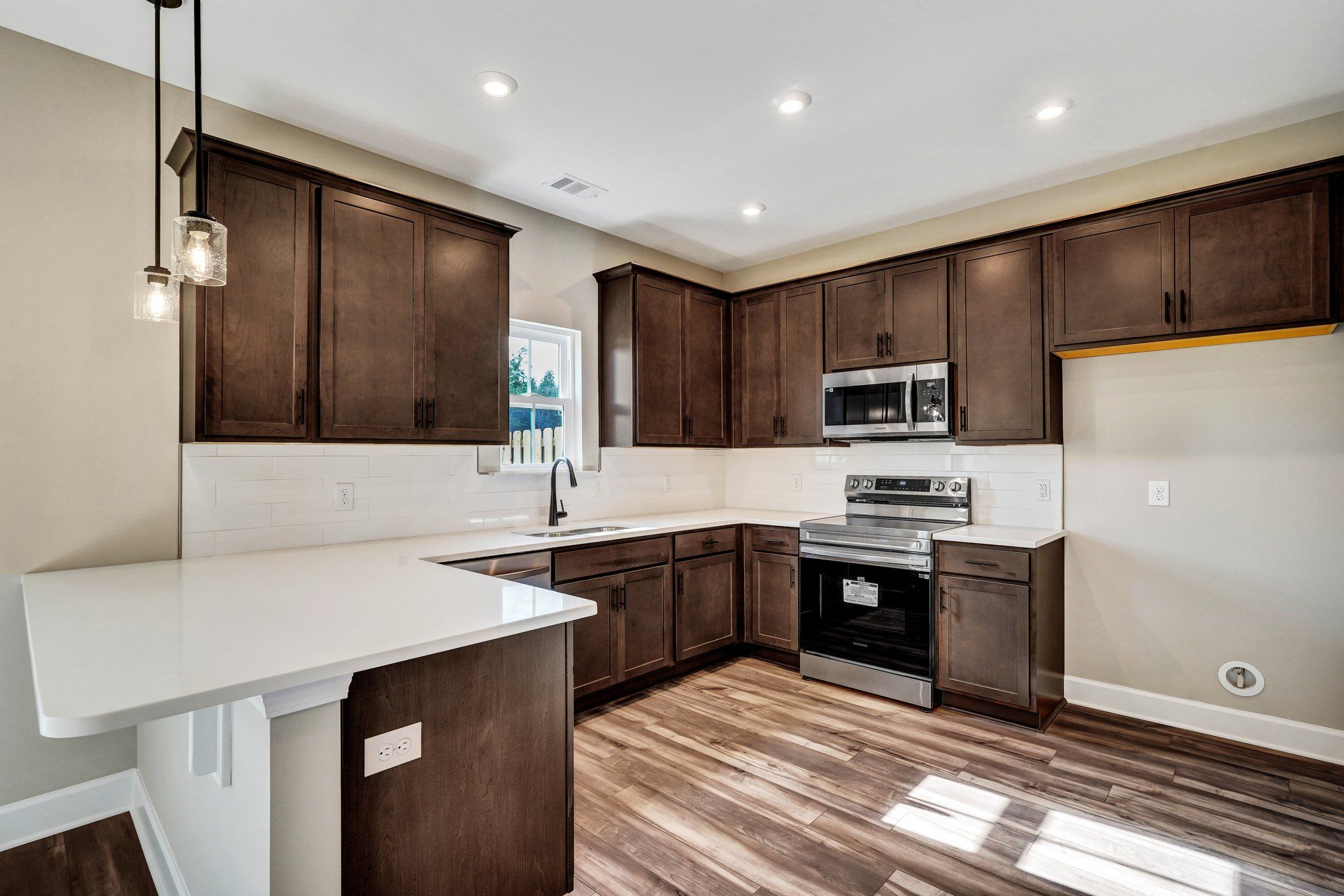New Haven Townhome B - Kitchen | Ernest Homes