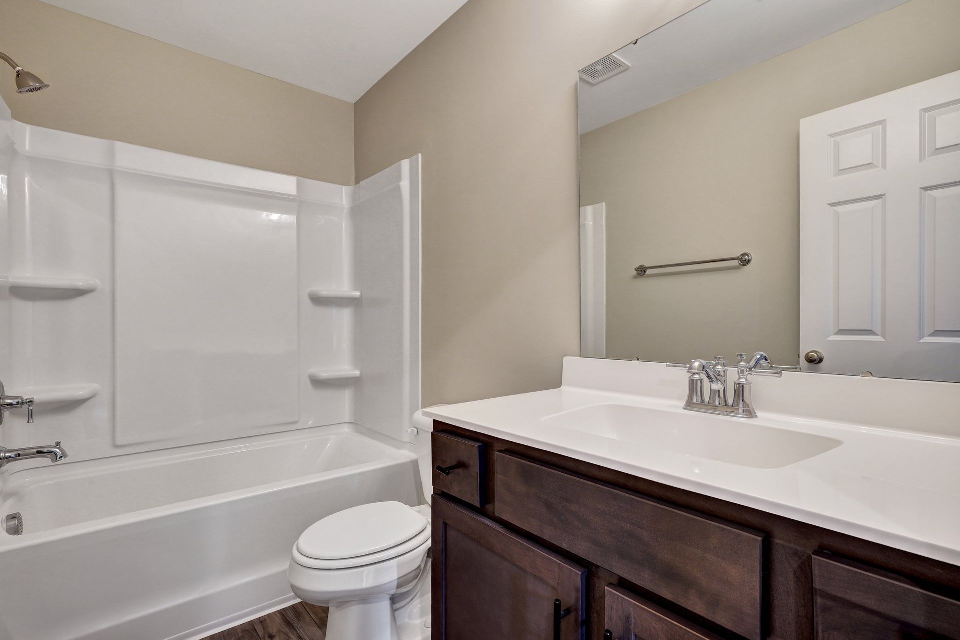 New Haven Townhomes B Upstairs Secondary Bath 241 Haisley Run | Ernest Homes
