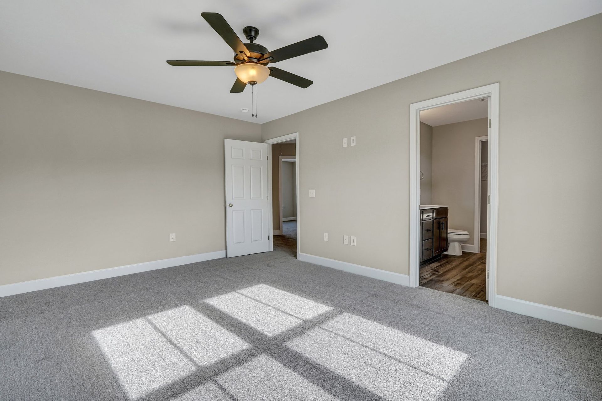 New Haven Townhome B - Owner's Suite  | Ernest Homes