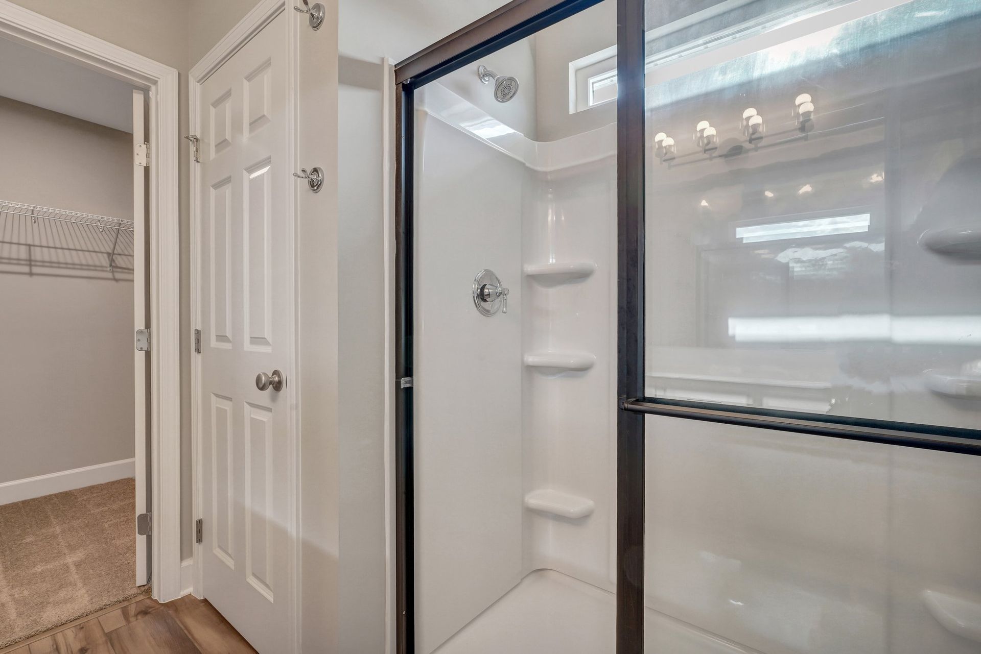 New Haven Townhome B- Owner's Bathroom | Ernest Homes