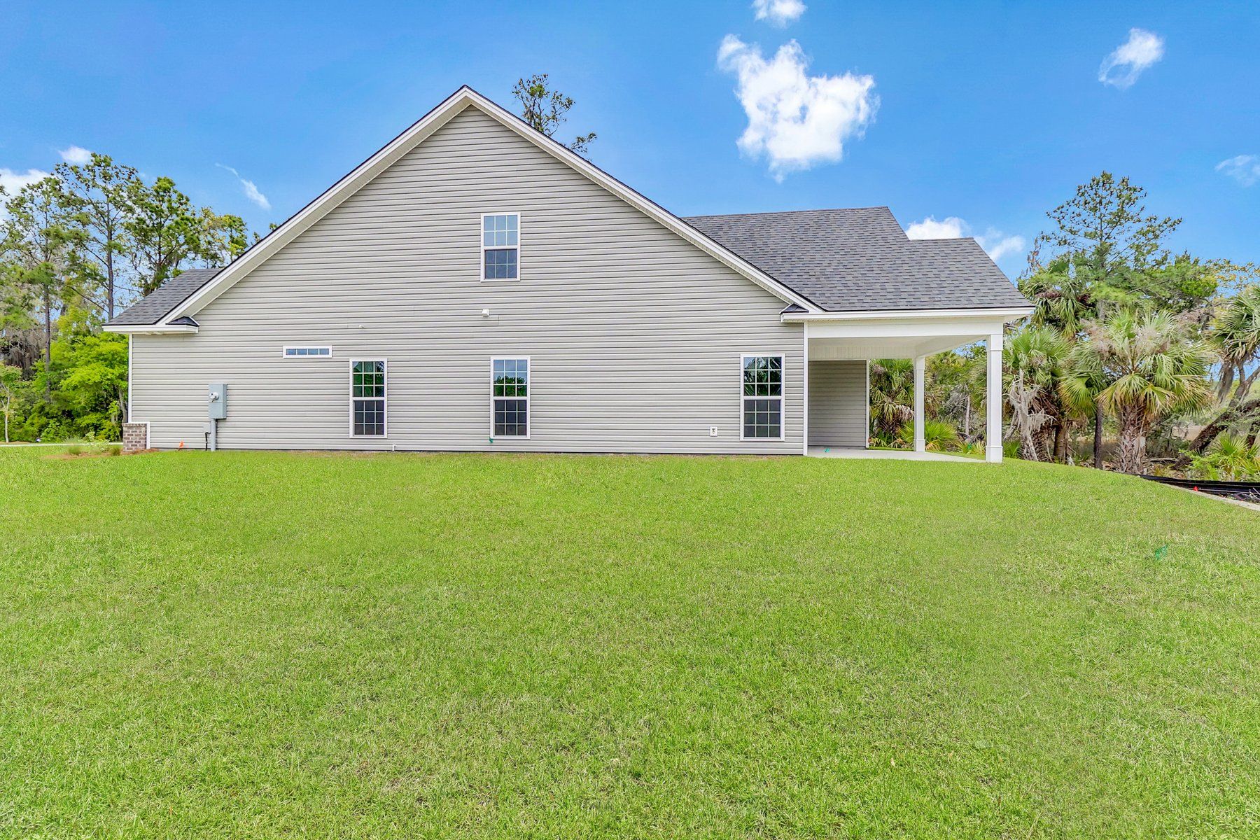 Harbor Exterior – Side Elevation | Ernest Homes