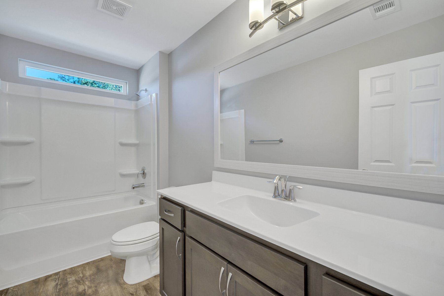 Nantucket Signature - Hall Bath upstairs  | Ernest Homes