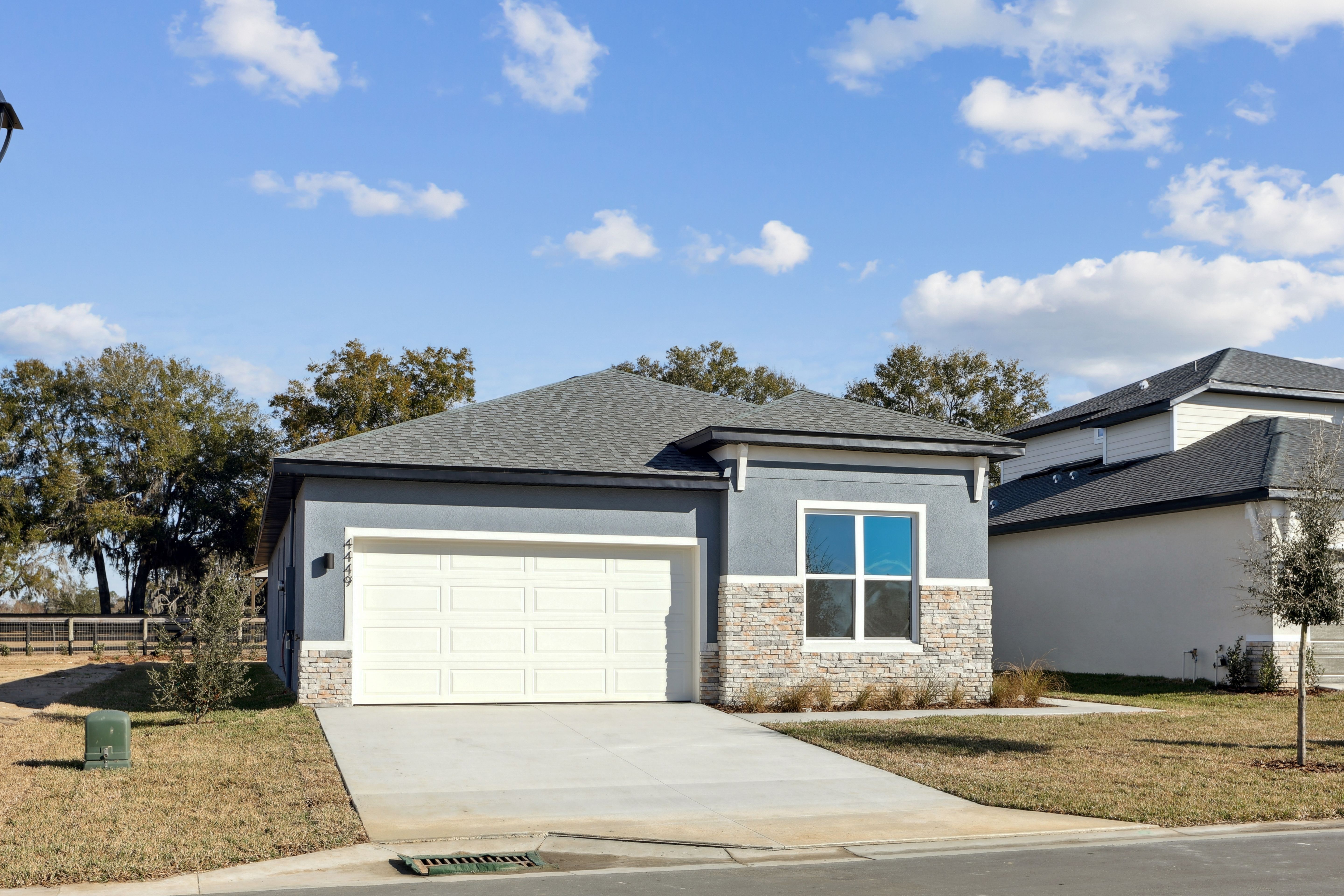 Spacious driveways