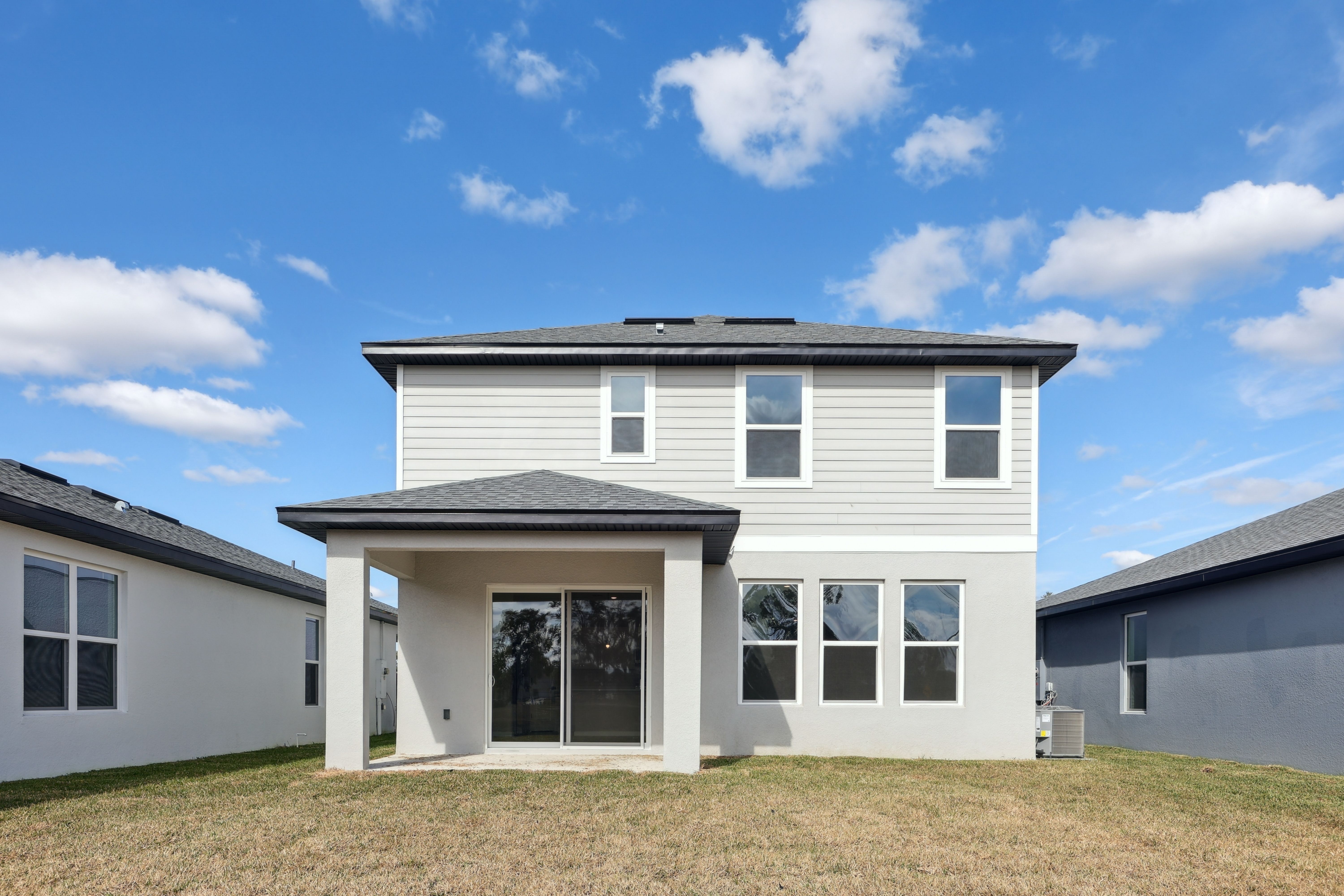 4520 NW 37th Street Road (Cremello)