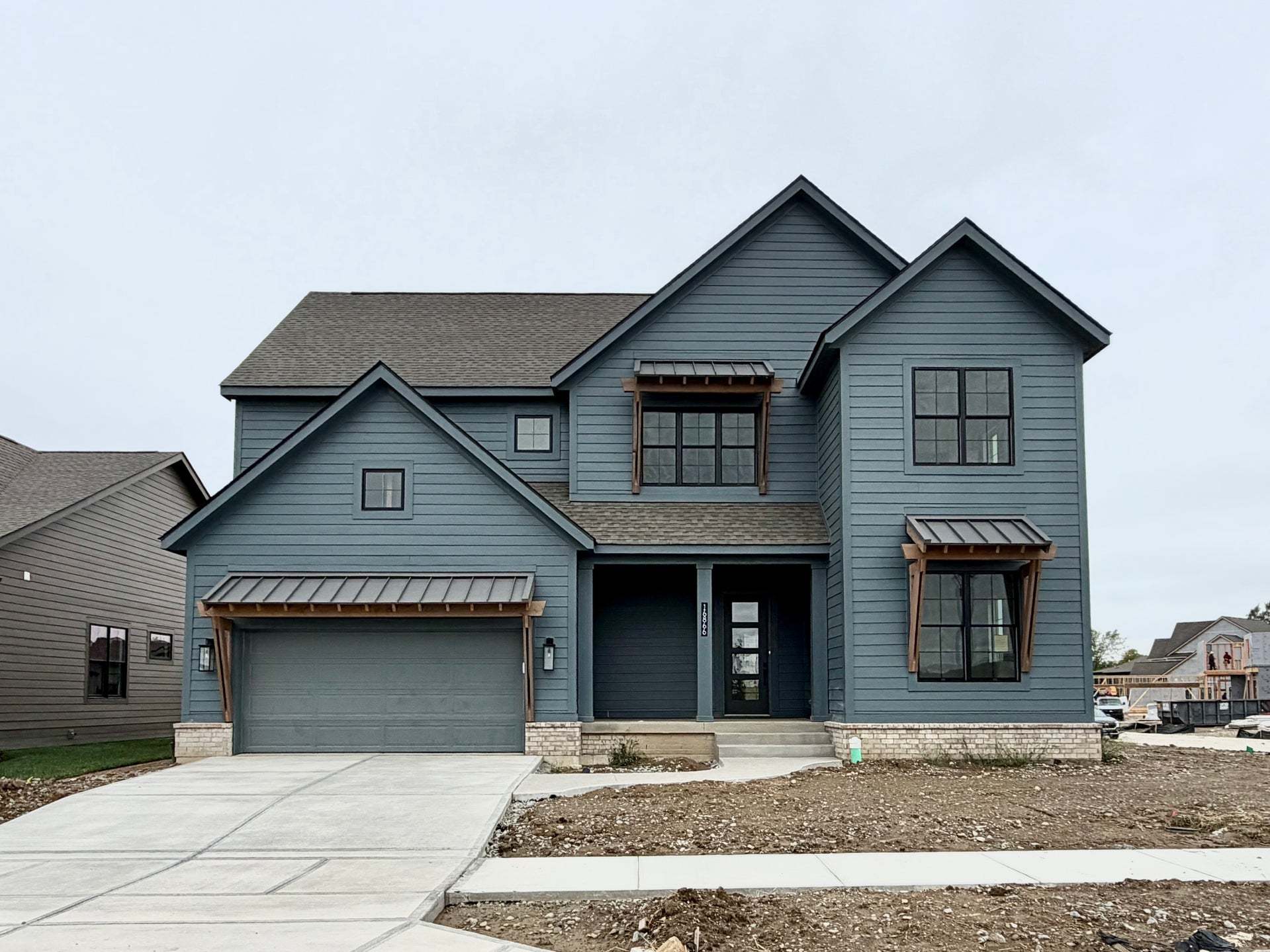 Midland por Estridge Homes en Indianapolis Indiana