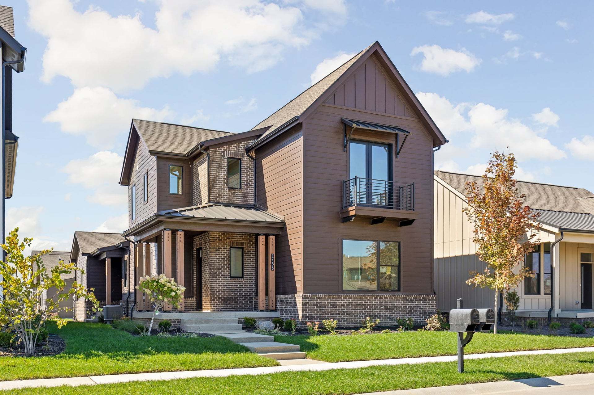 17296 Newton Main Street (The Carbon)