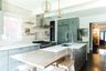 casa en Falcon Design Build LLC por Falcon Design Build LLC