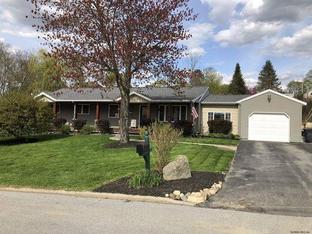 Country Villa Estates por Foothills Builders, LLC en Albany-Saratoga New York