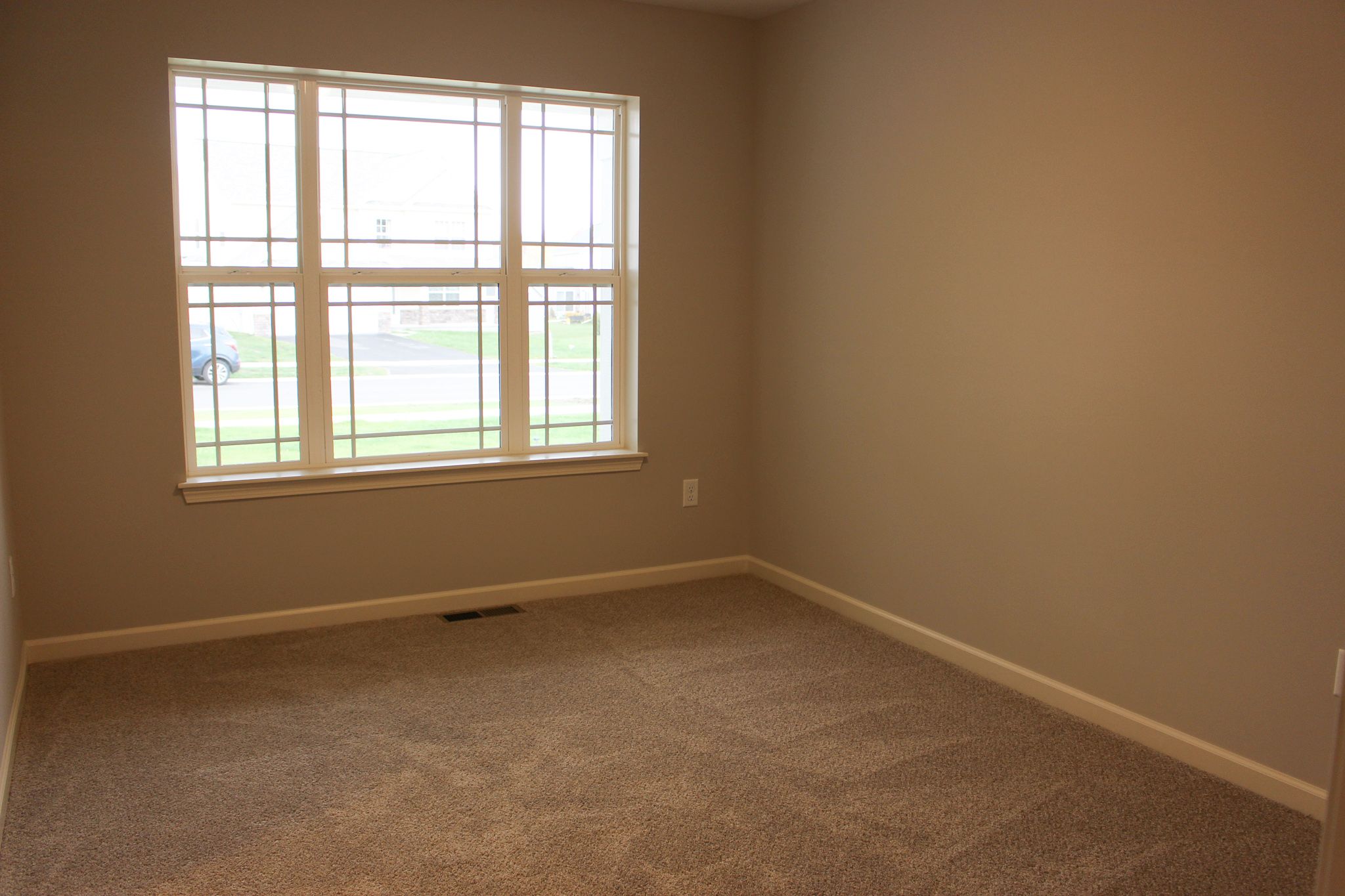Dining room turned 1st floor bedroom