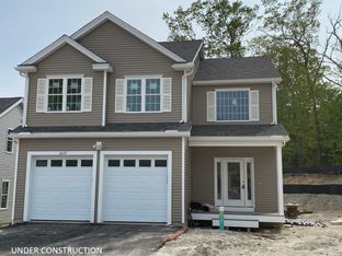 Country View - The Woodlands II: Uxbridge, Massachusetts - Fafard Real Estate