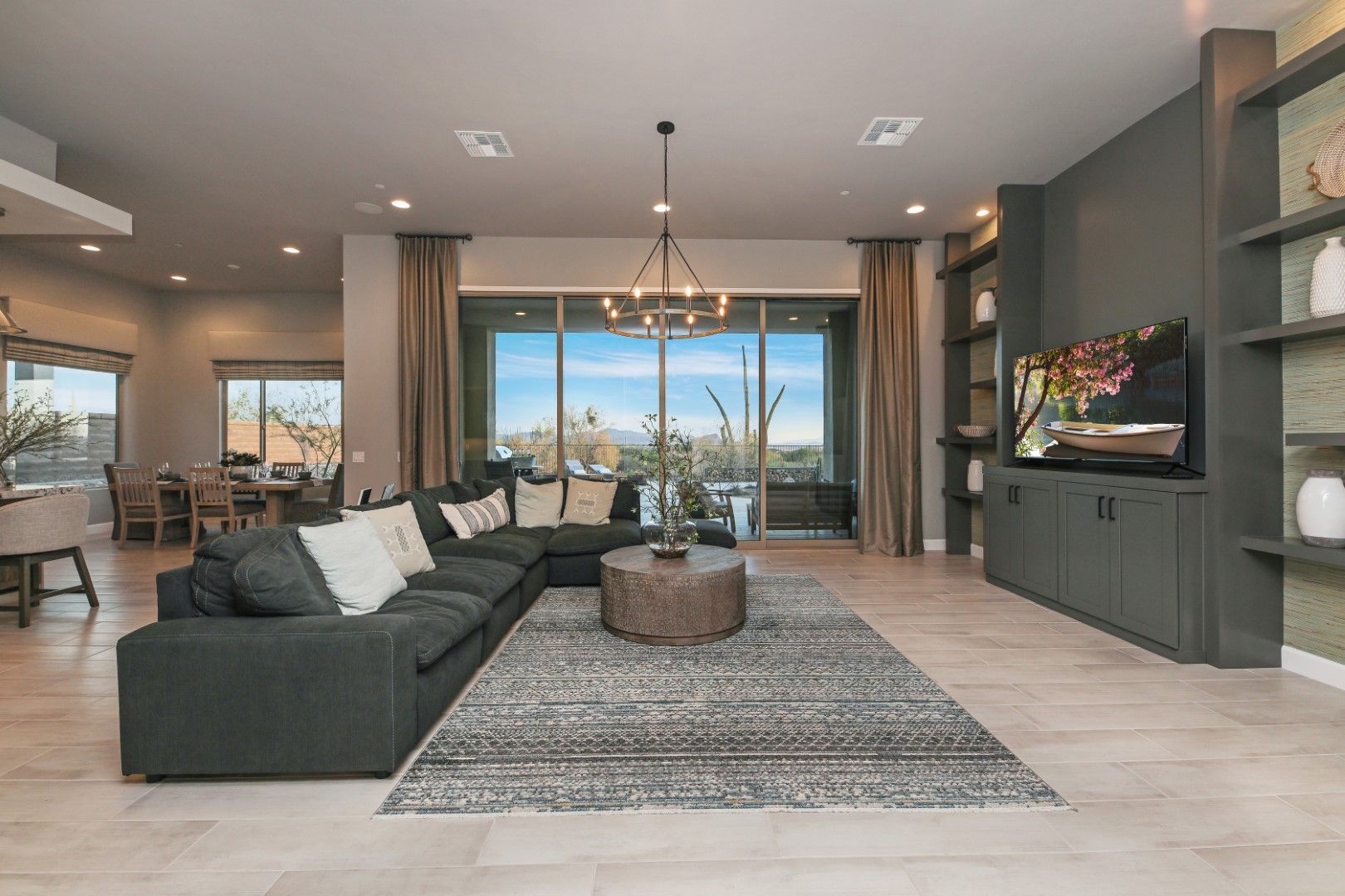 Dove Mountain community