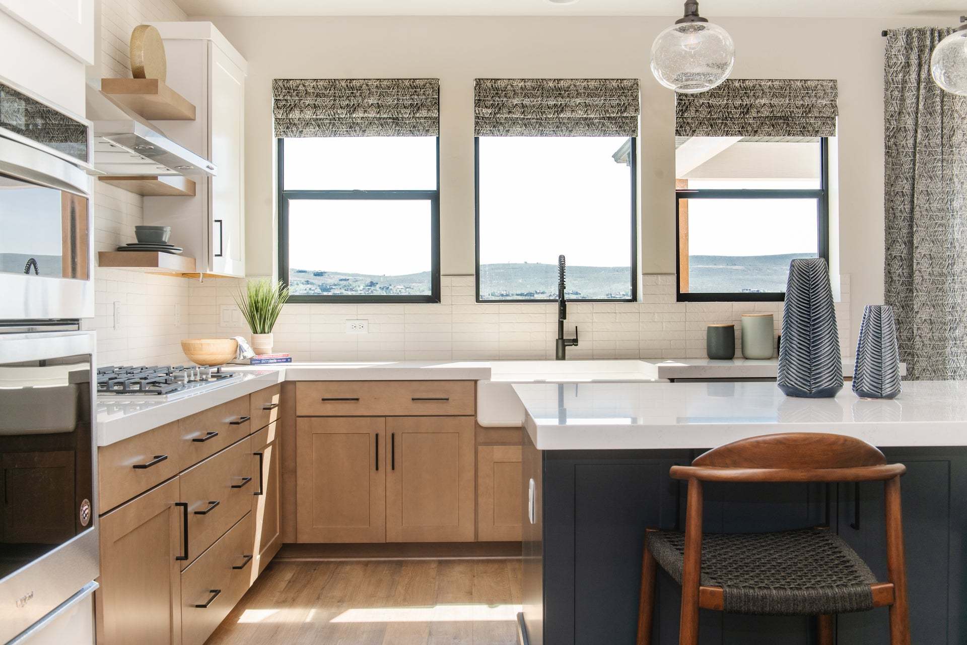 Photos are representative.