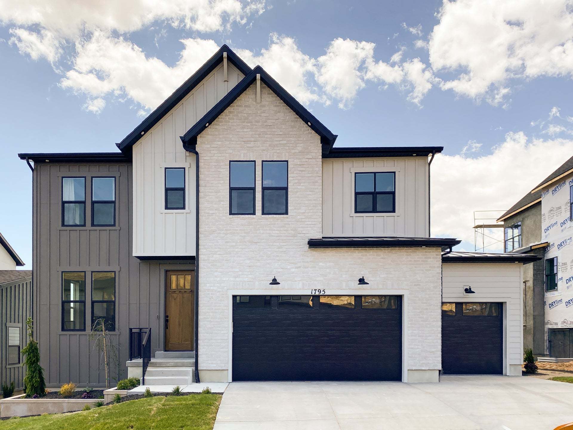 Home in Lehi Canyon Point
