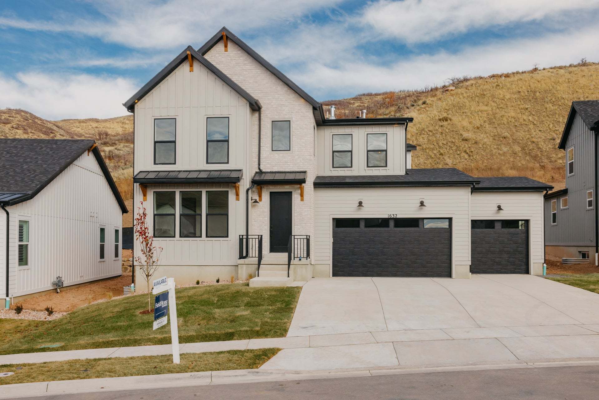 Eden Modern Farmhouse - Canyon Point: Lehi, Utah - Fieldstone Homes