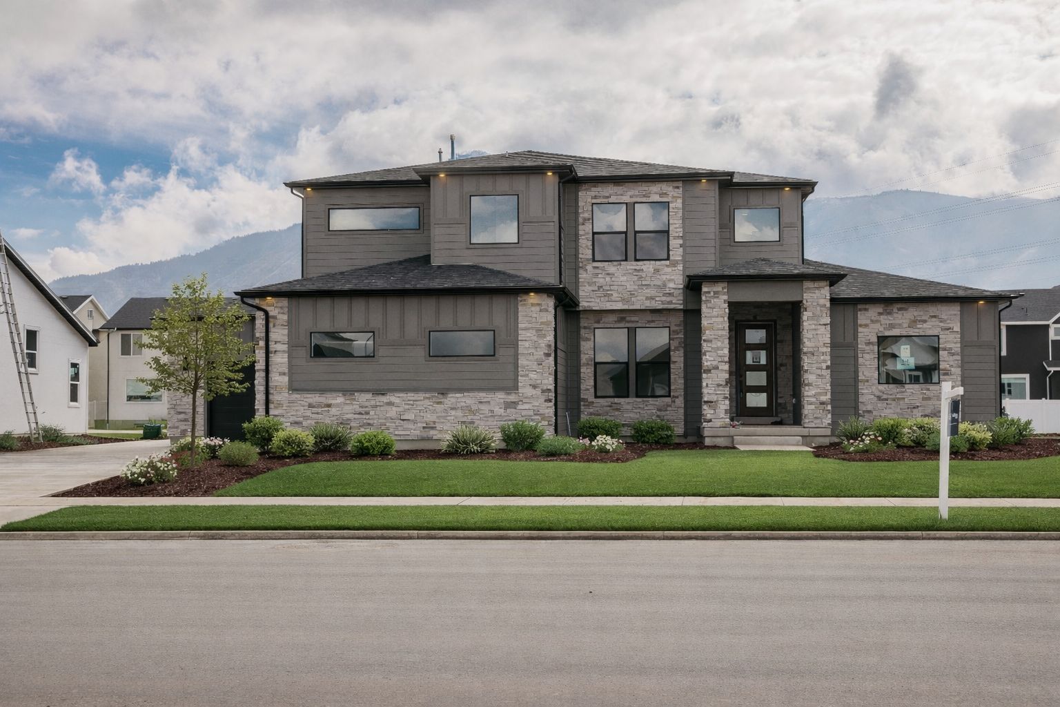 Sterling Transitional - Willow Estates: Spanish Fork, Utah - Fieldstone Homes
