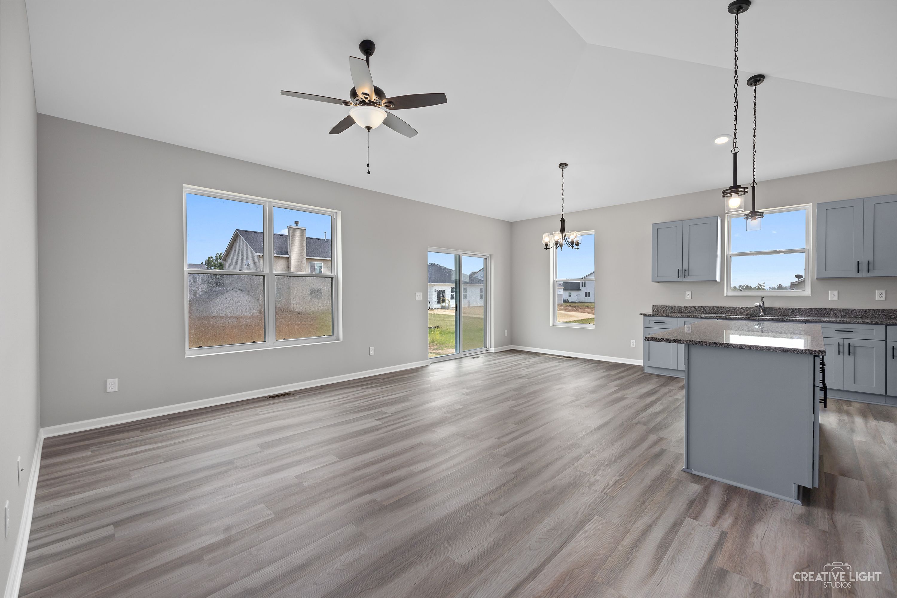 Living Room/Kitchen