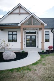 Fire Side Home Inc por Fireside Homes en Elkhart-Goshen Indiana