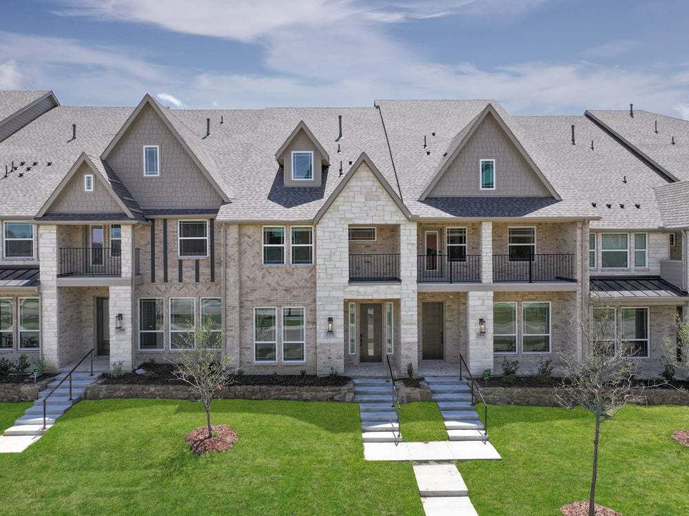 Fir R - The Abbey at Mercer Crossing				: Farmers Branch, Texas - First Texas Homes