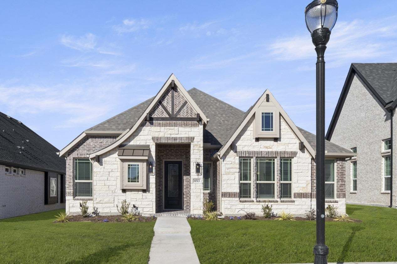 Dover R - Trails at Cottonwood Creek: Rowlett, Texas - First Texas Homes