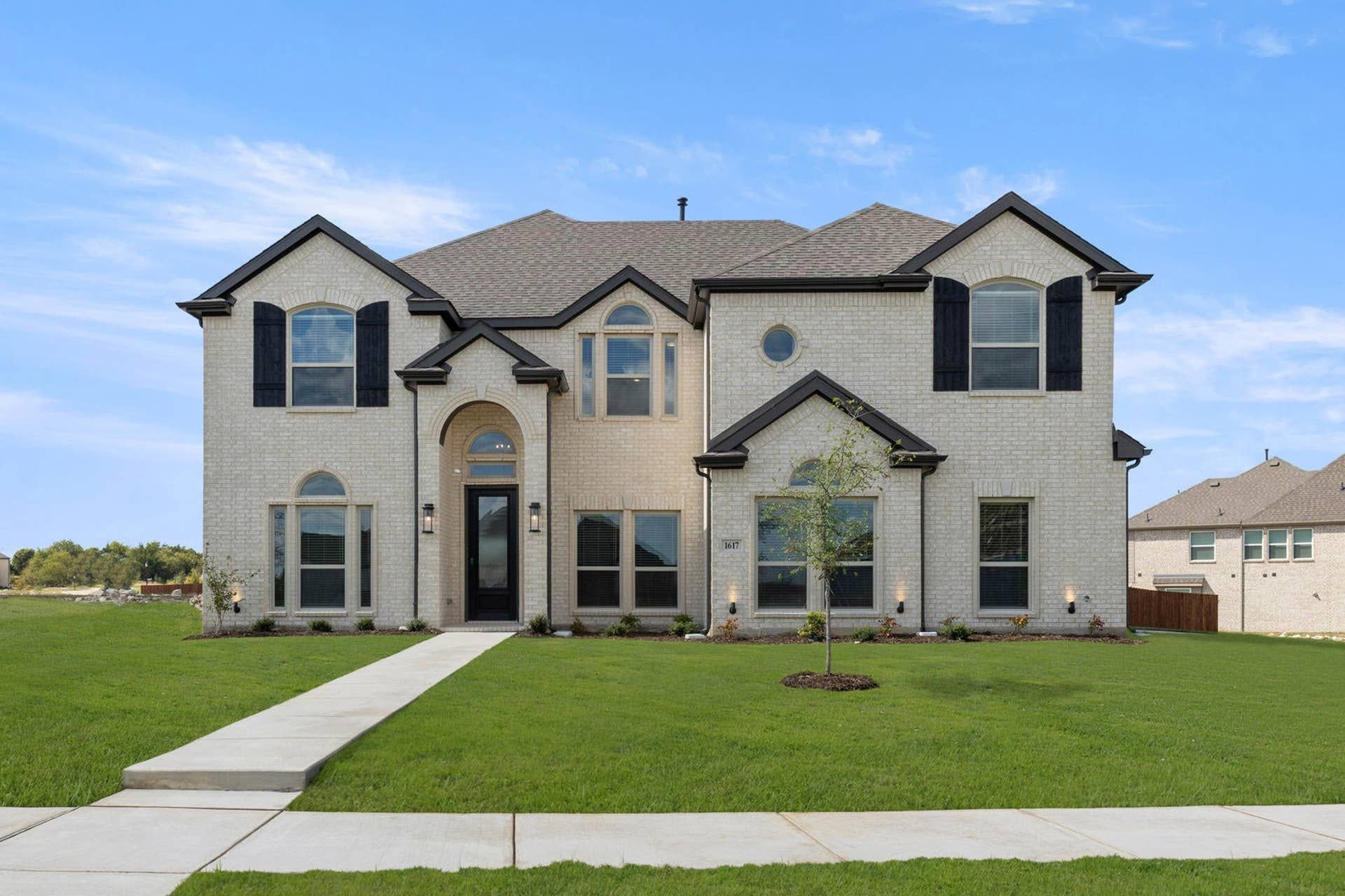 1617 Whisperwood Way (Remington 2FS (w/Media))