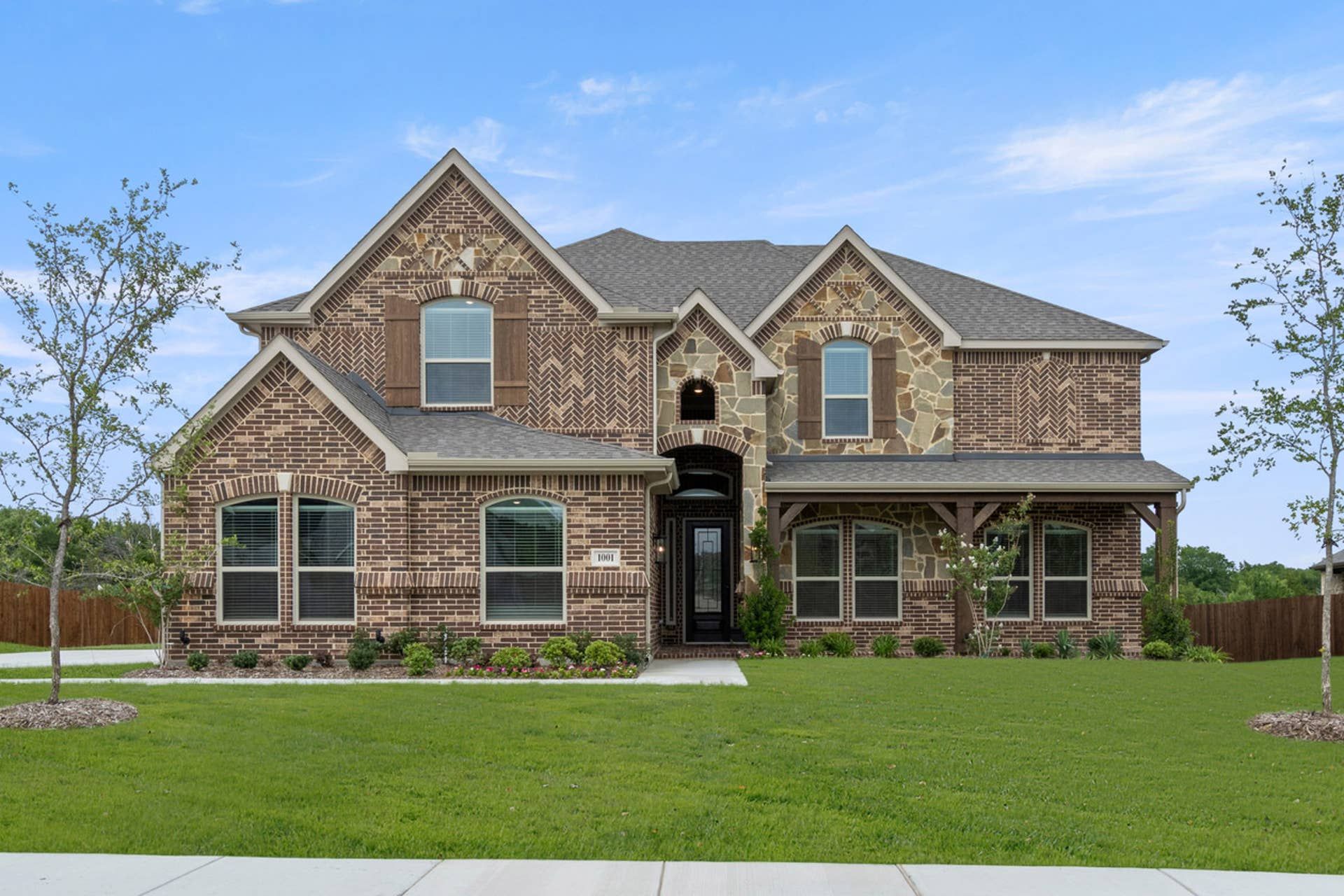 1001 East Hidden Lakes Drive (Brentwood 3FS (w/Media))