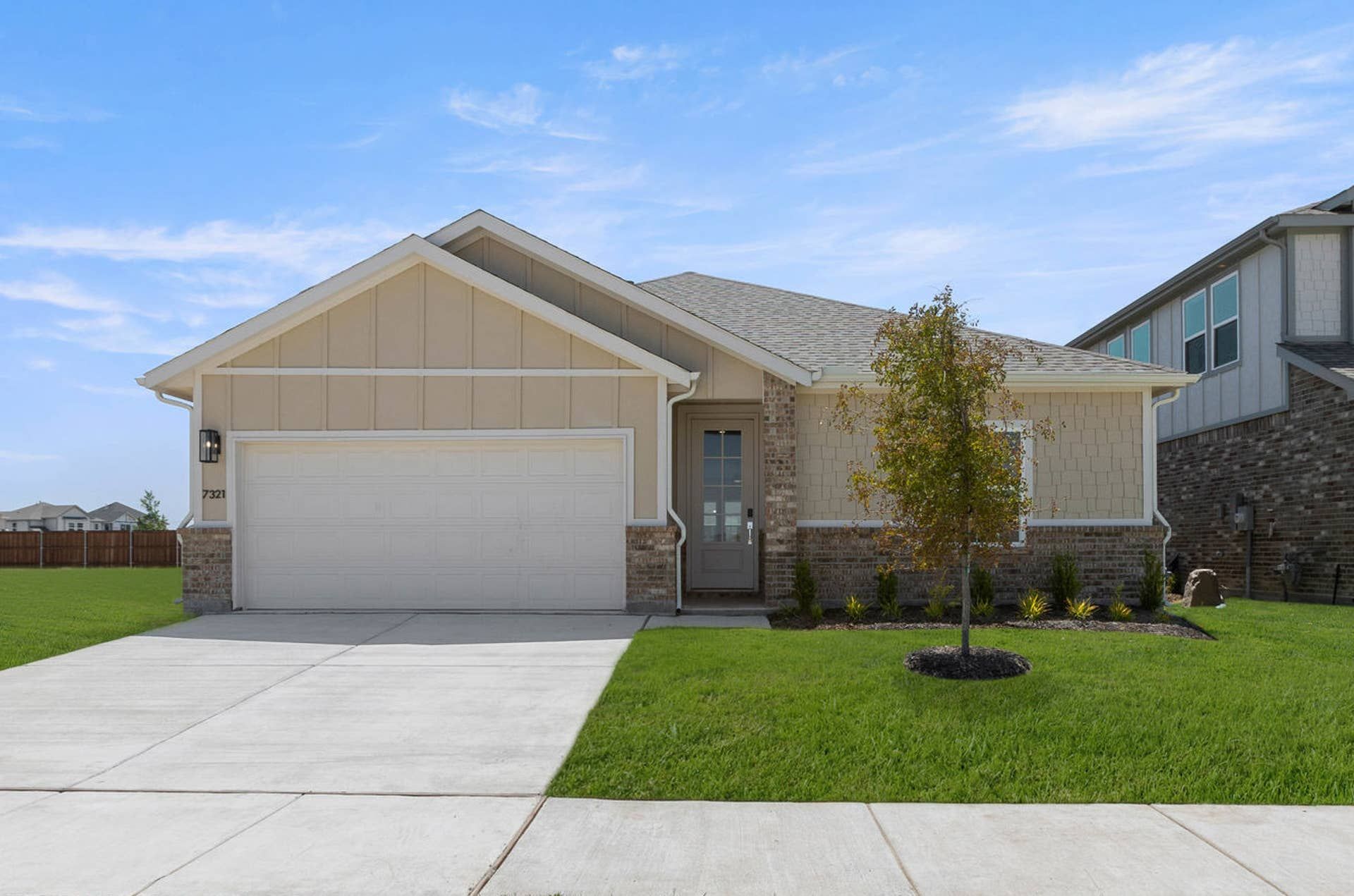 Monroe F - The Meadows: Krum, Texas - First Texas Homes