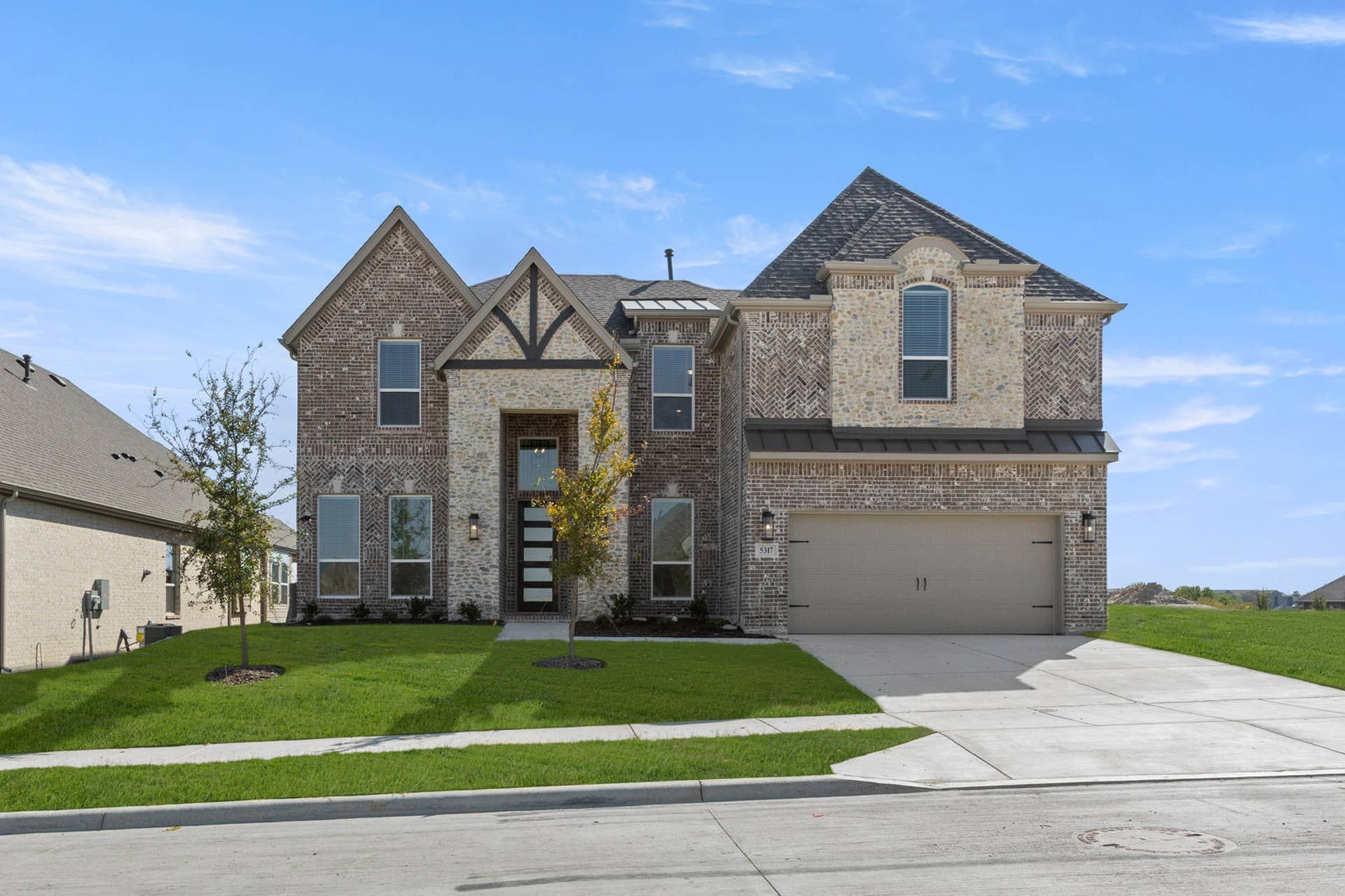 5317 Blue Cypress Dr (Coventry 2F)
