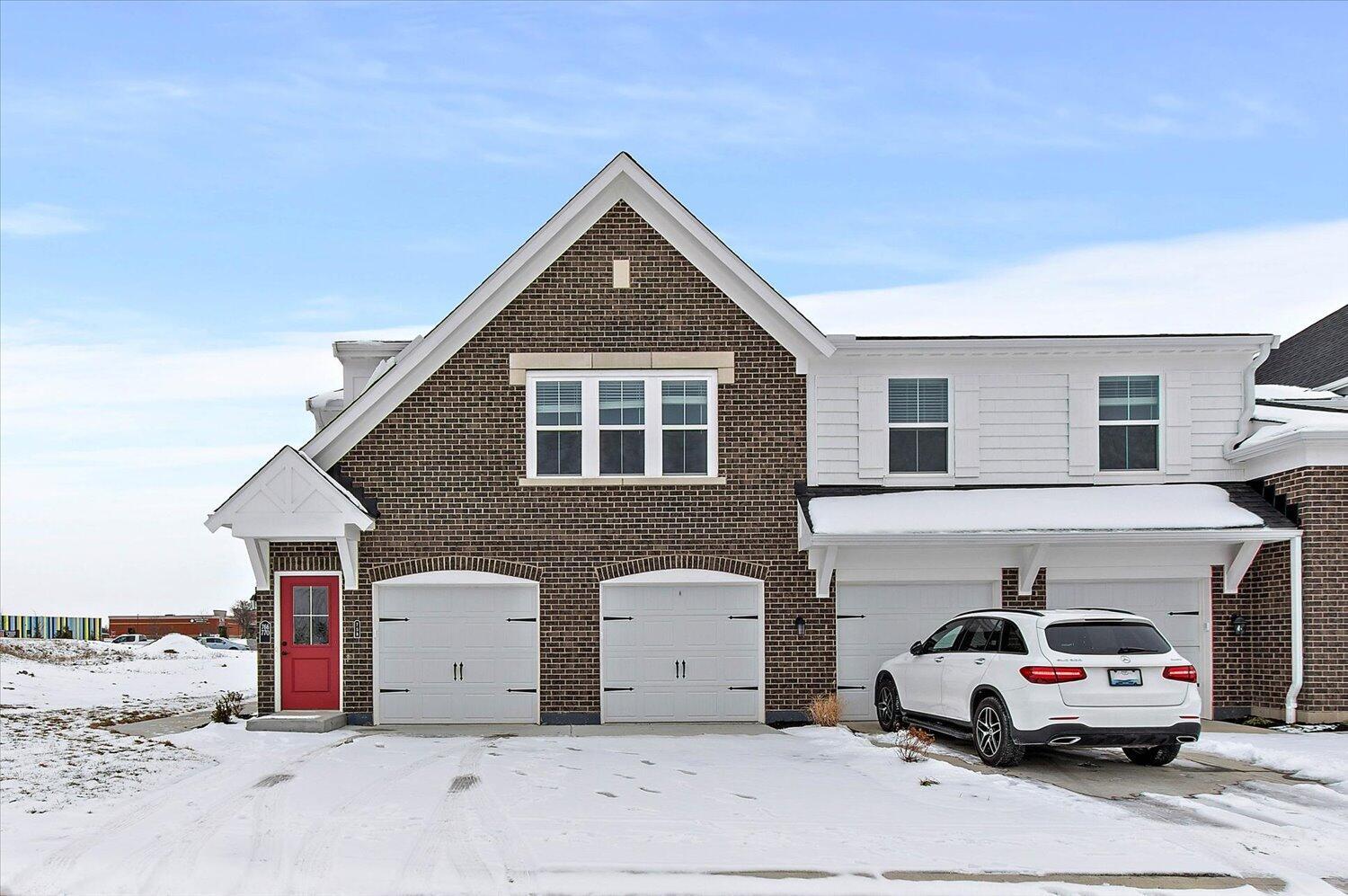 766 Crescent Landing