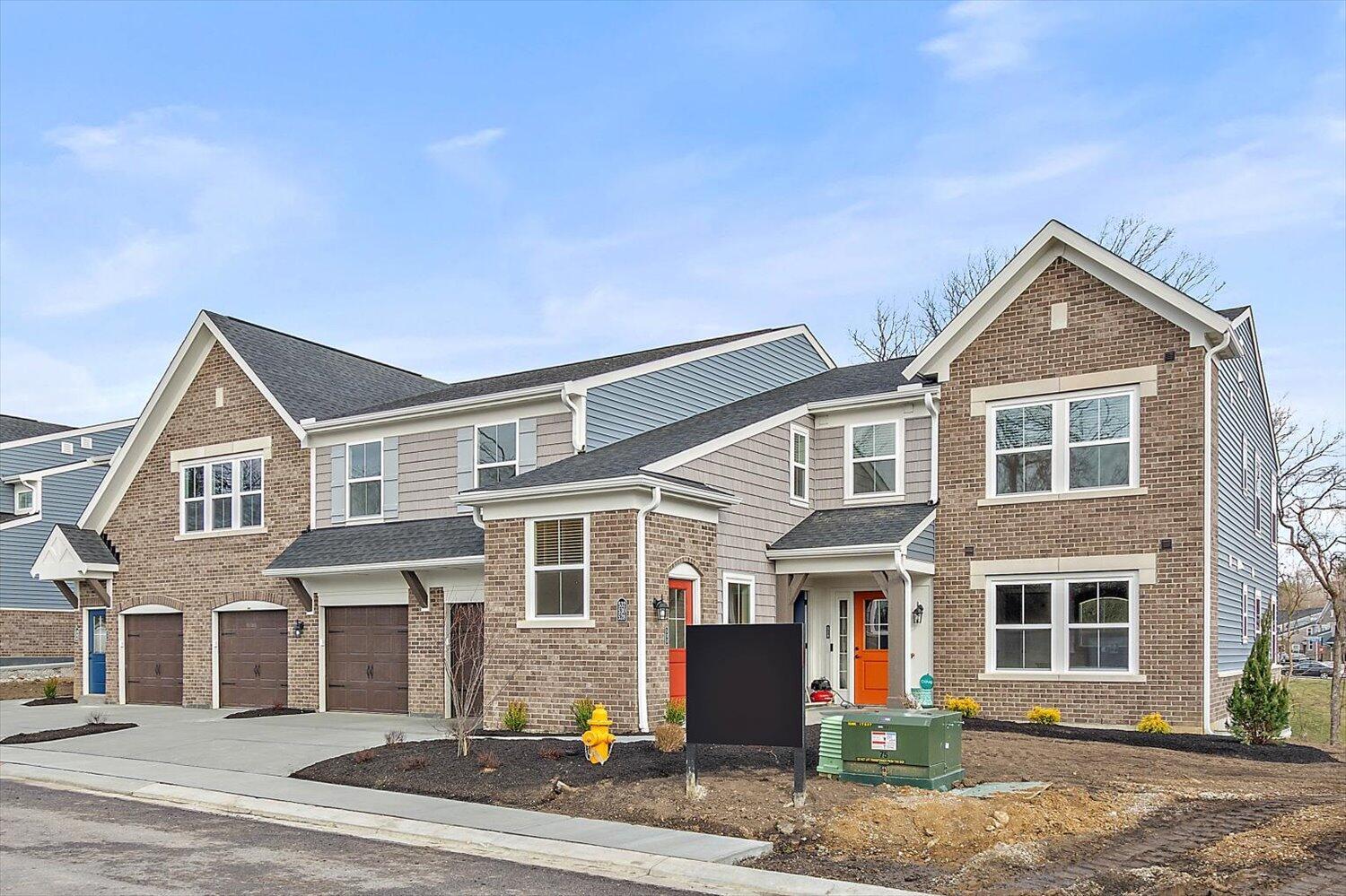 532 Foxhill Drive (Wexner - C)