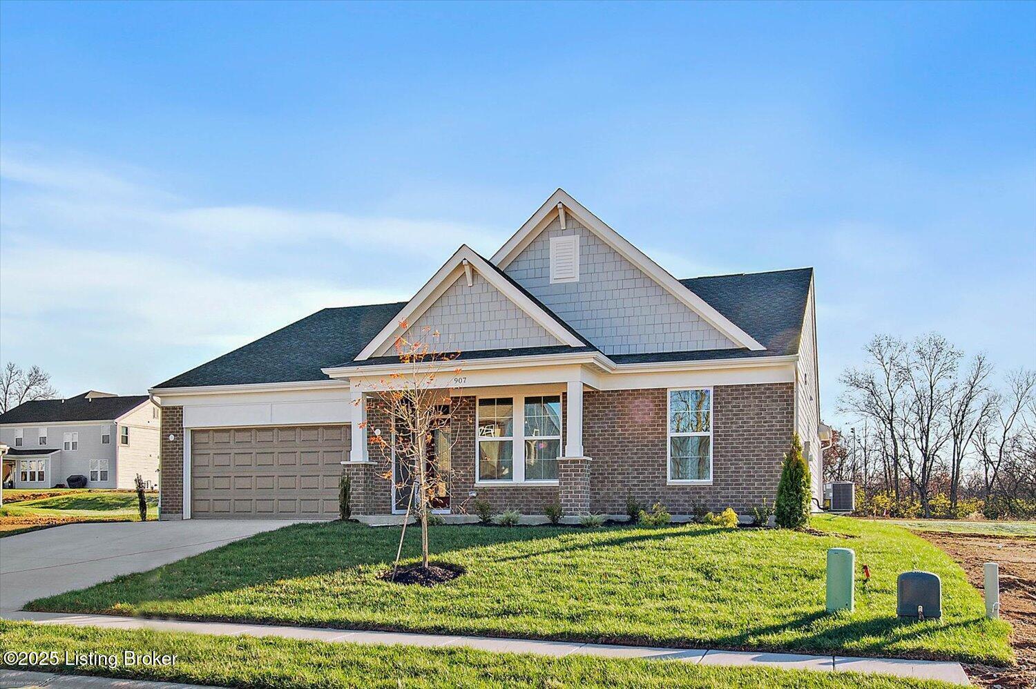 Calvin - Discovery Point: Shelbyville, Kentucky - Fischer Homes 