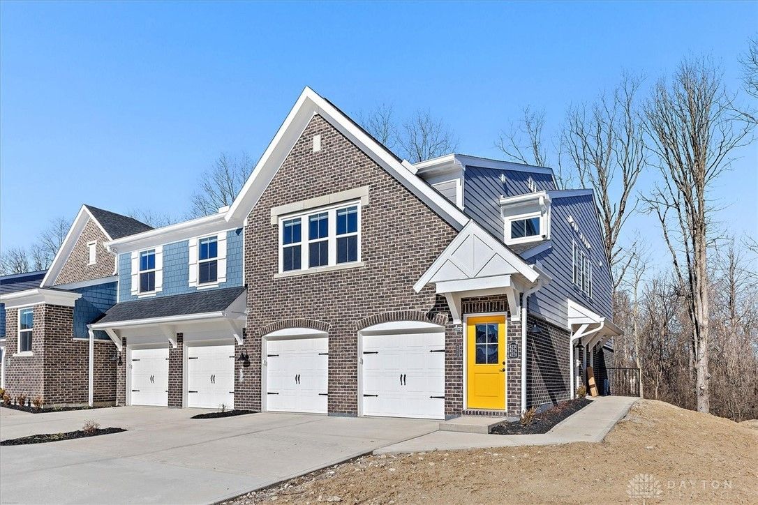 Hayward - B - Sugar Point: Dayton, Ohio - Fischer Homes 